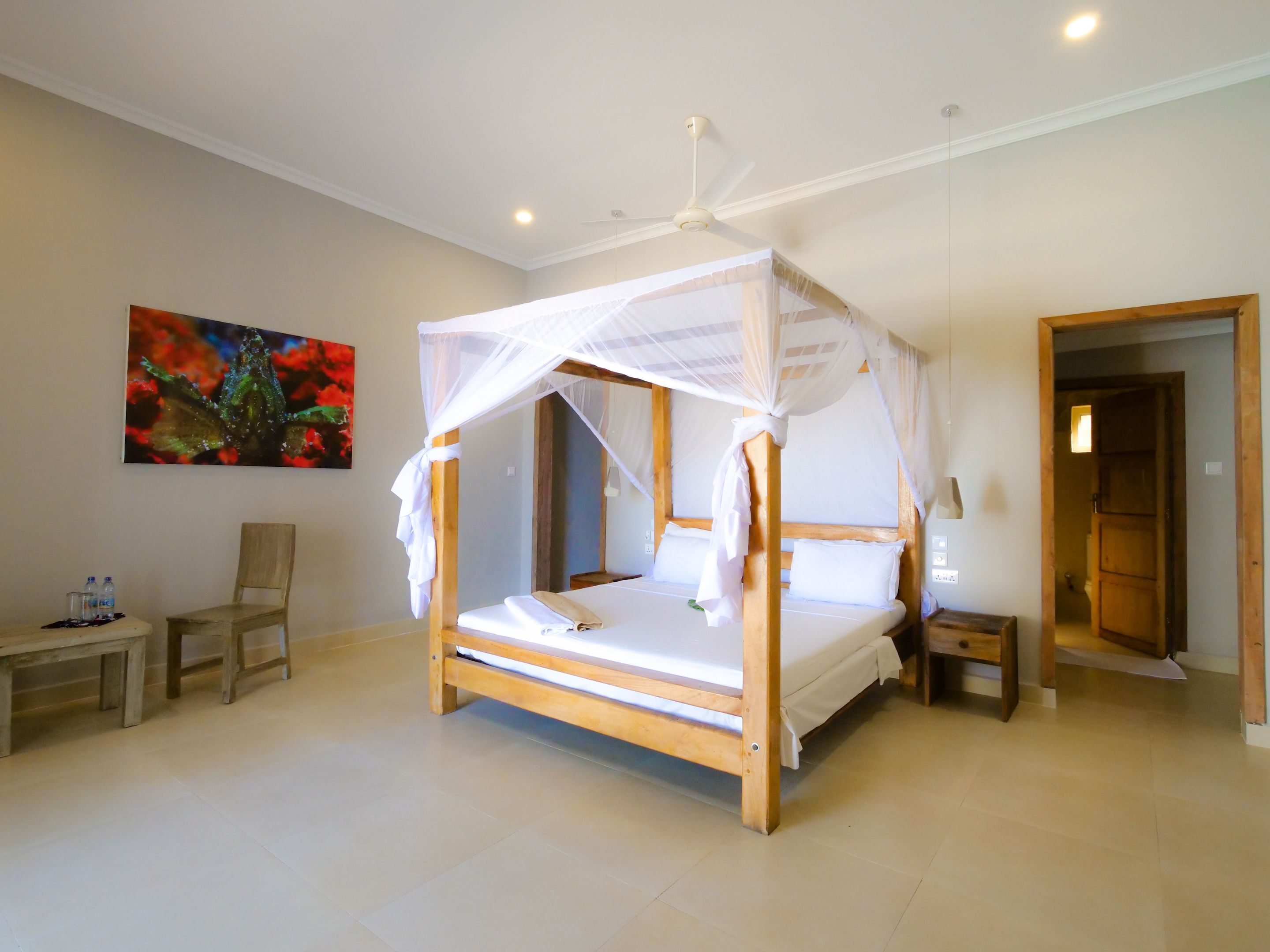In-room safe, individually furnished, soundproofing, free WiFi