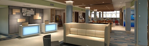 Holiday Inn Express & Suites Milledgeville by IHG