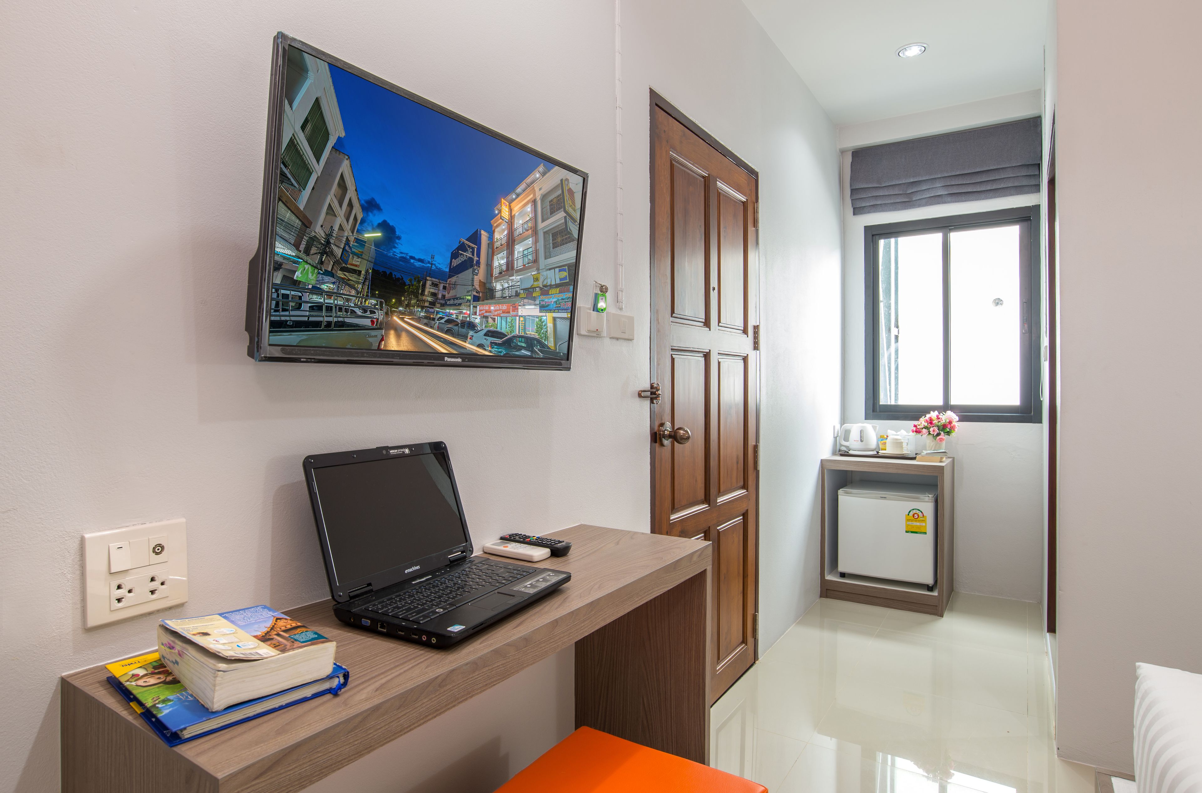 superior double room  | 1 bedroom, in-room safe, desk, blackout curtains