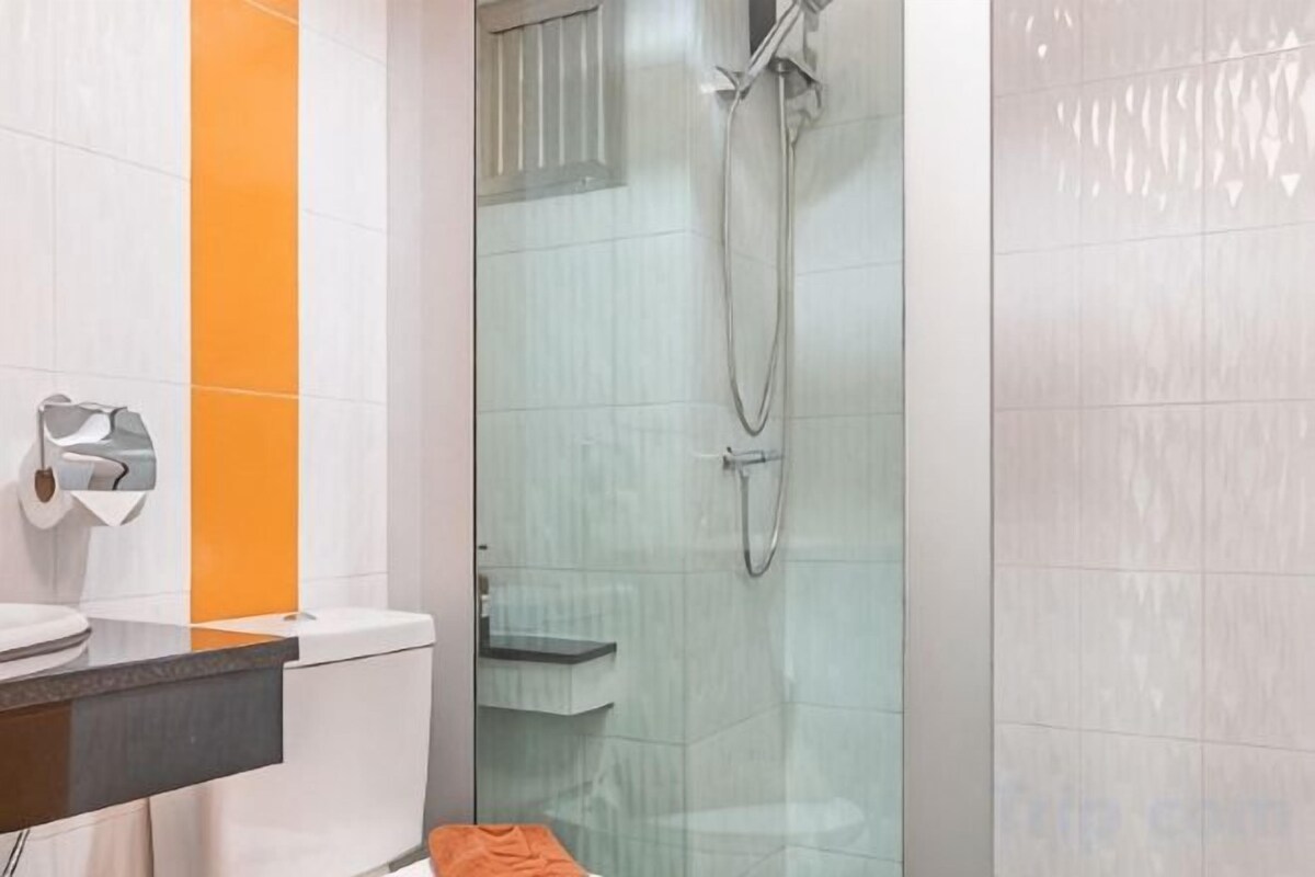 Bagno | Doccia, soffione a pioggia, set di cortesia gratuito, asciugacapelli