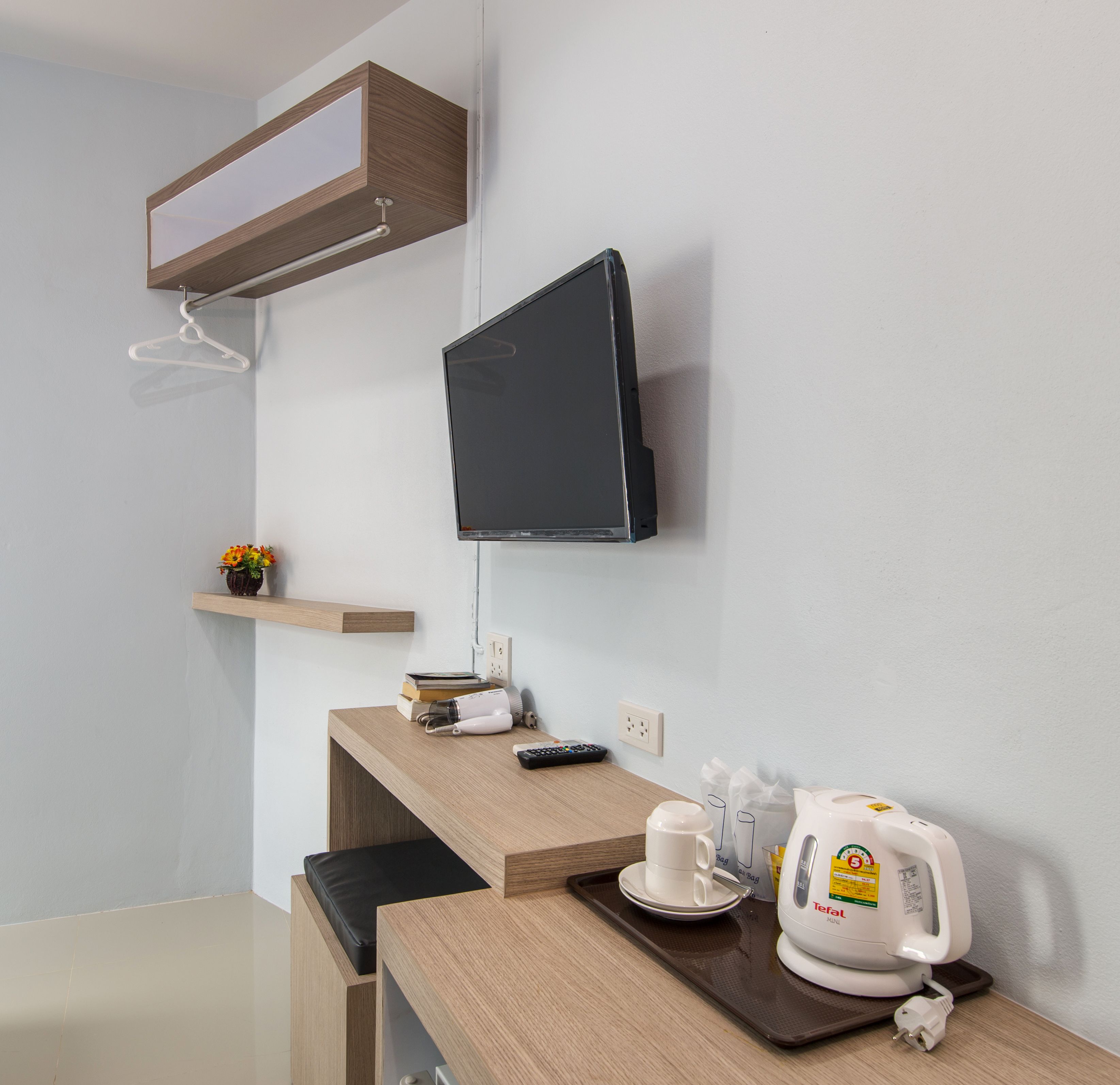 standard double room no window | 1 bedroom, in-room safe, desk, blackout curtains