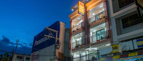 Front of property – evening/night