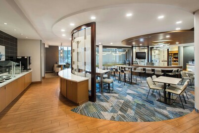 สปริงฮิลล์สวีทส์ เมาท์ลอเรล