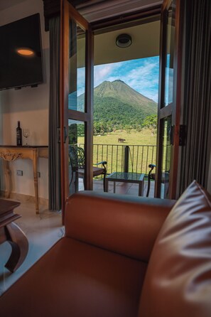 JADE Romantic Signature Villa