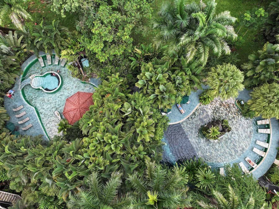 5 outdoor pools, pool umbrellas, pool loungers