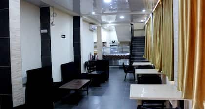 Metro Hotel