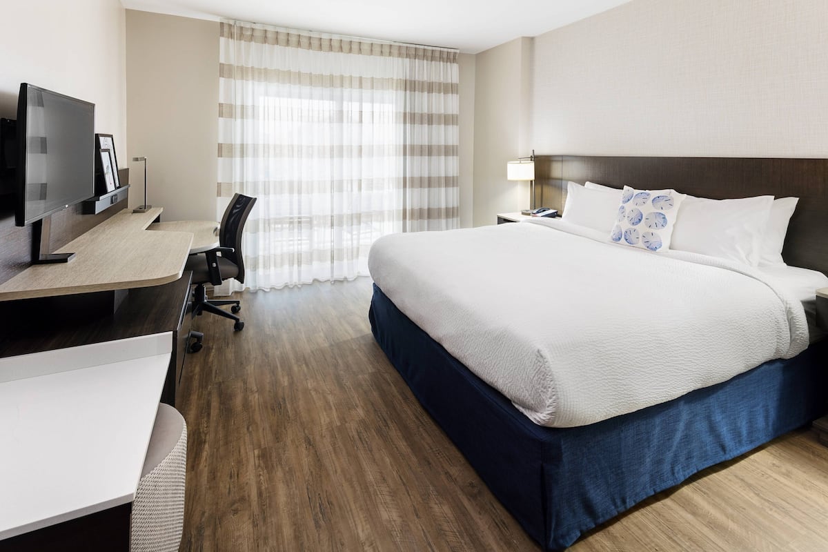 1 habitación, ropa de cama de alta calidad y escritorio