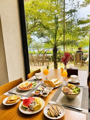Daily continental breakfast for a fee - Gia Huy Riverside Hotel Hoi An (Da Nang)