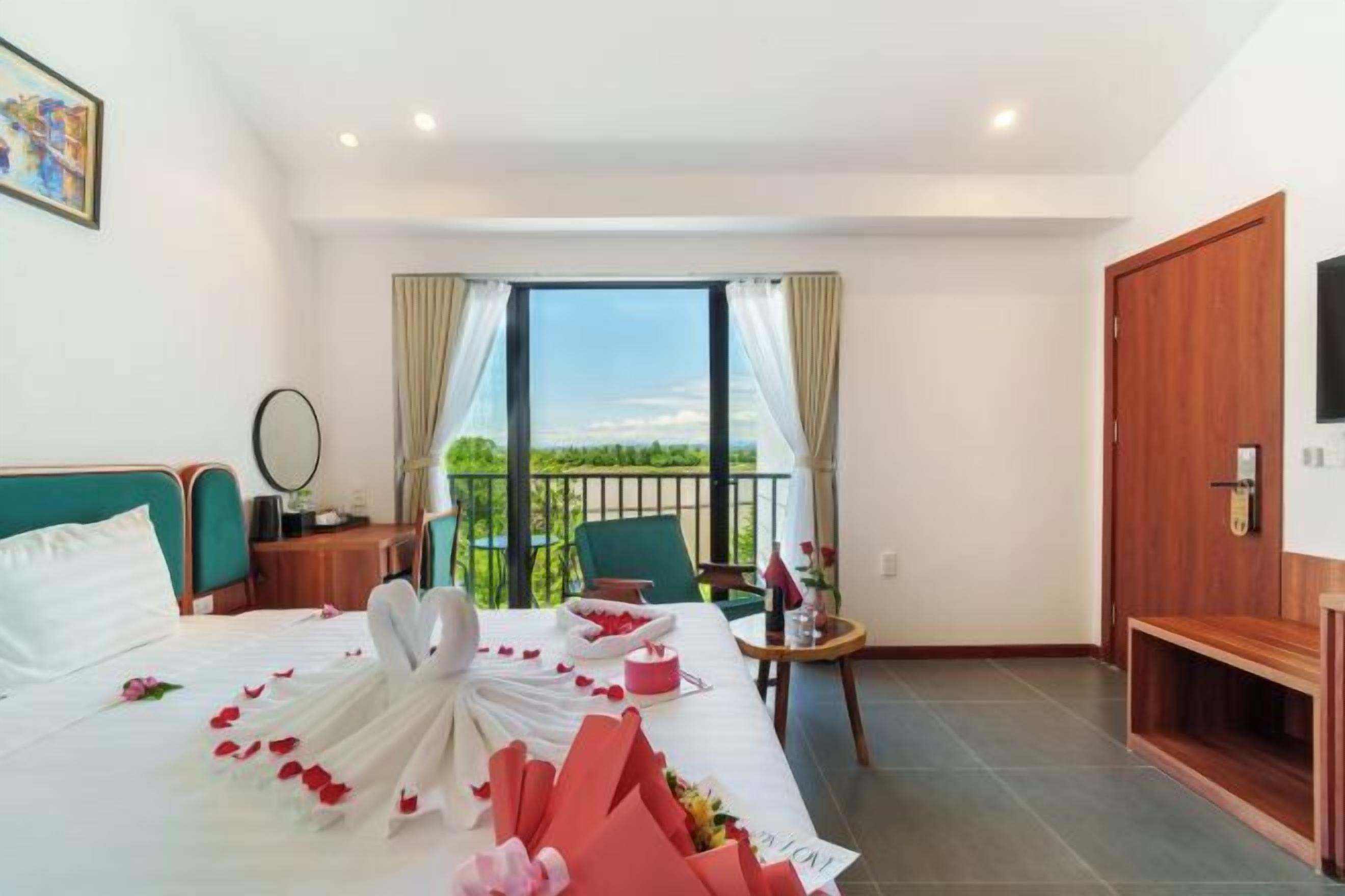 Minibar, bureau, espace de travail pour ordinateur portable