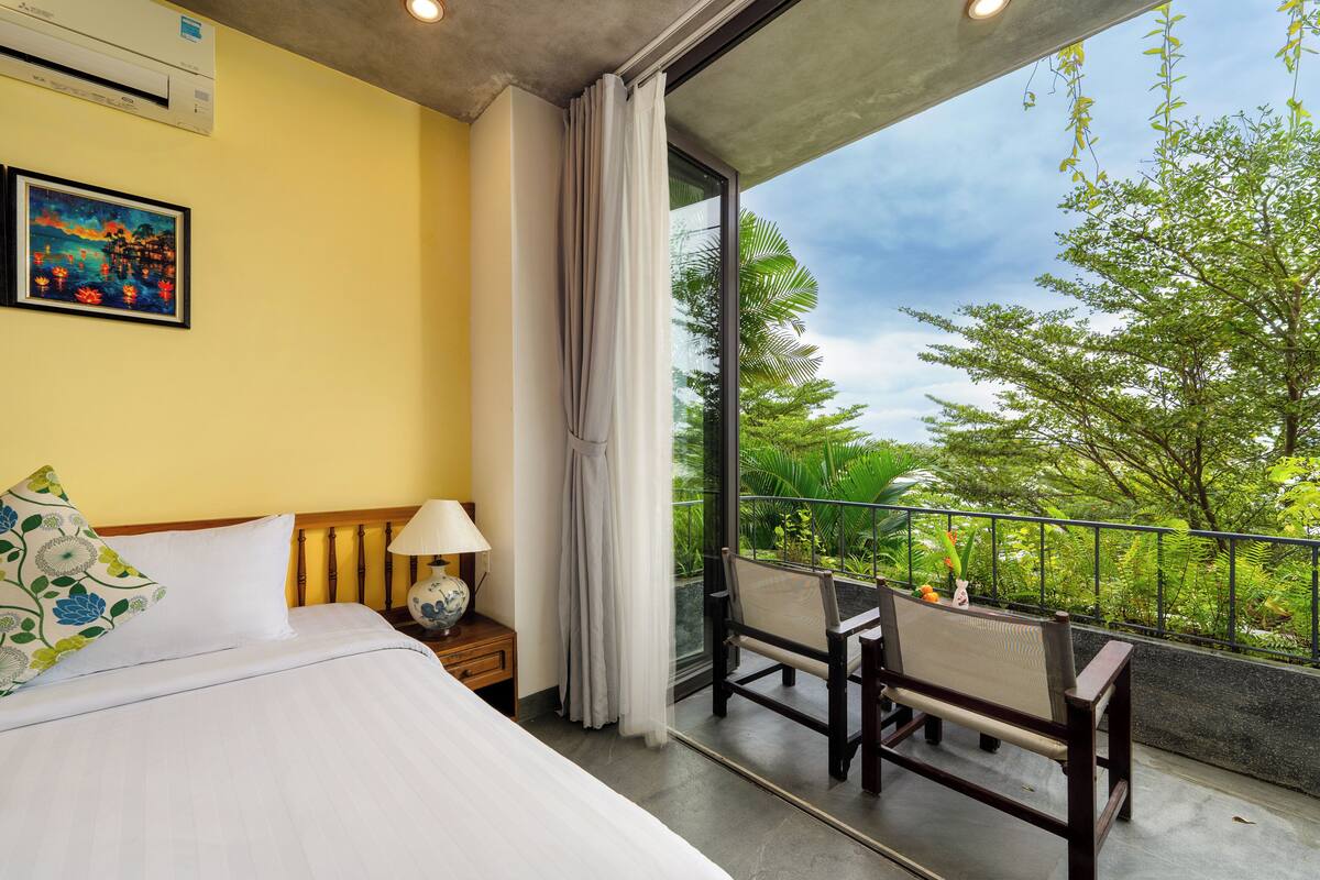 King Room with Balcony | Terraza o patio