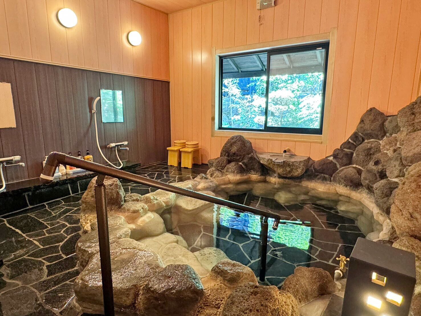溫泉