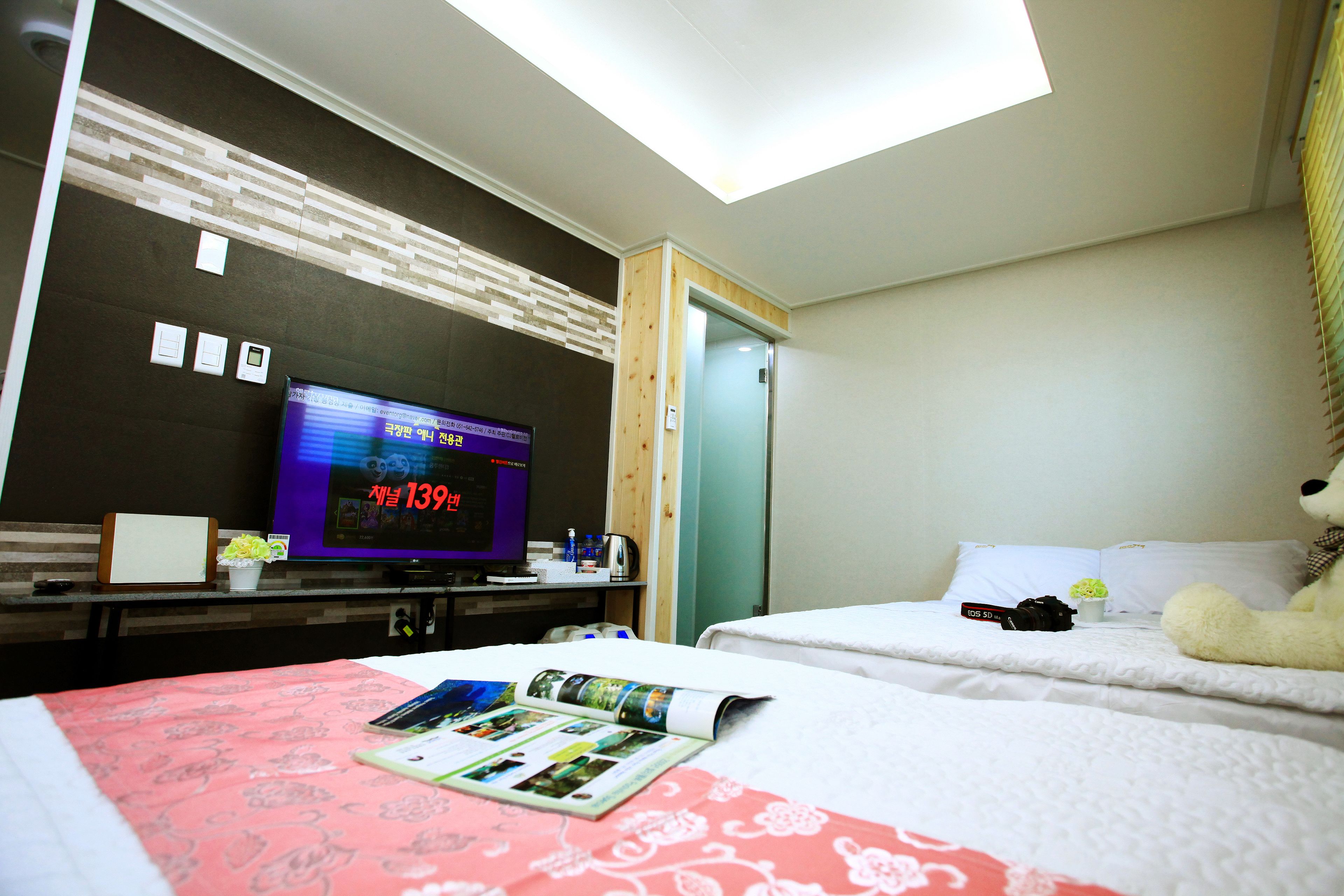 family twin room, 1 bedroom | premium bedding, desk, soundproofing, free wifi
