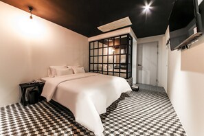 Standard Room | Minibar, desk, soundproofing, free WiFi