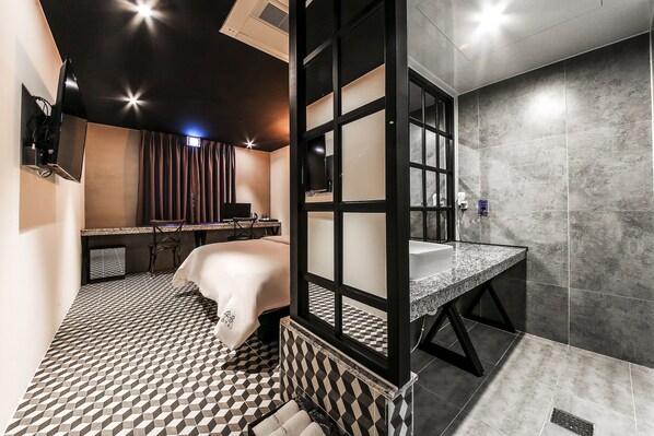 Standard Room | Minibar, desk, soundproofing, free WiFi - SOYU Hotel (Busan)