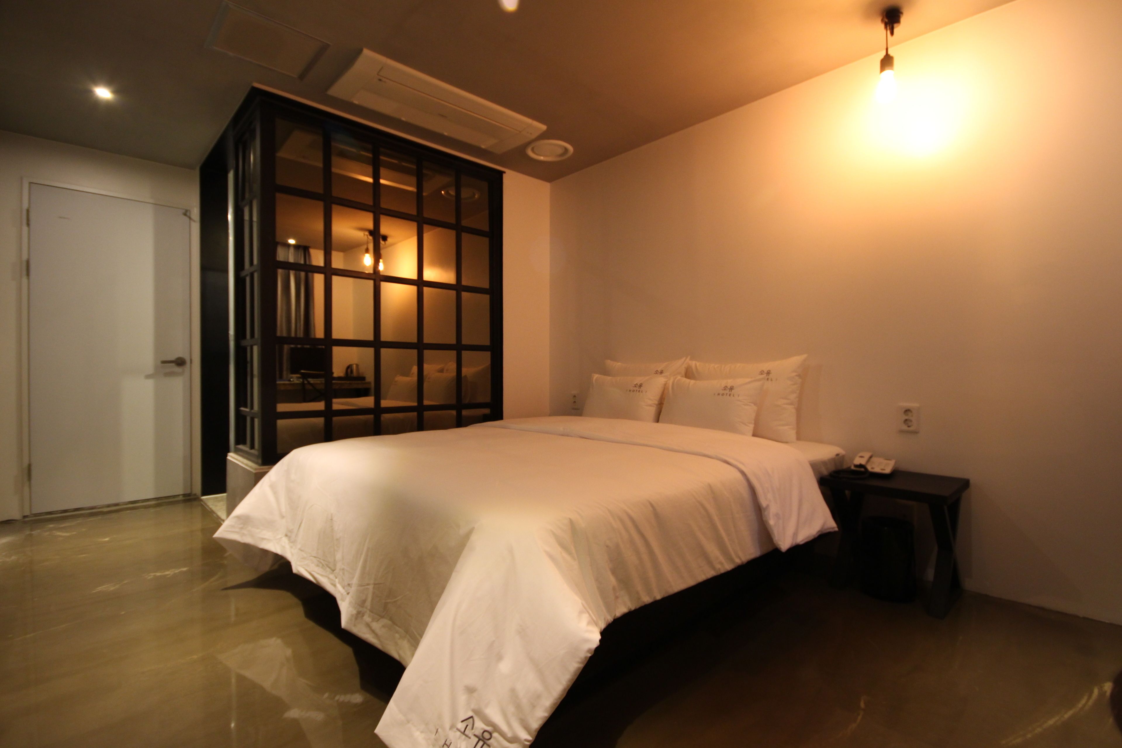 standard room | minibar, desk, soundproofing, free wifi