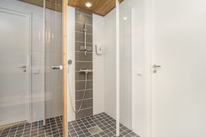 Bathroom shower - Holiday Club Himos Superior Apartments (Jamsa)