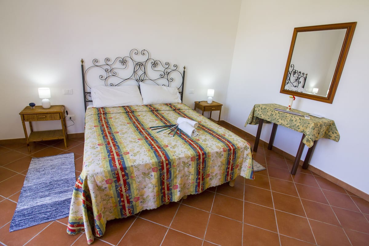 Iron/ironing board, rollaway beds, bed sheets, wheelchair access