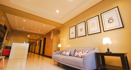 Hometown Hotel Makati - Edsa