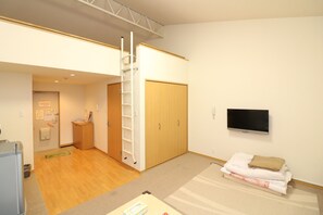 Rollaway beds, free WiFi - BK Hotel & Weekly (Wakayama)