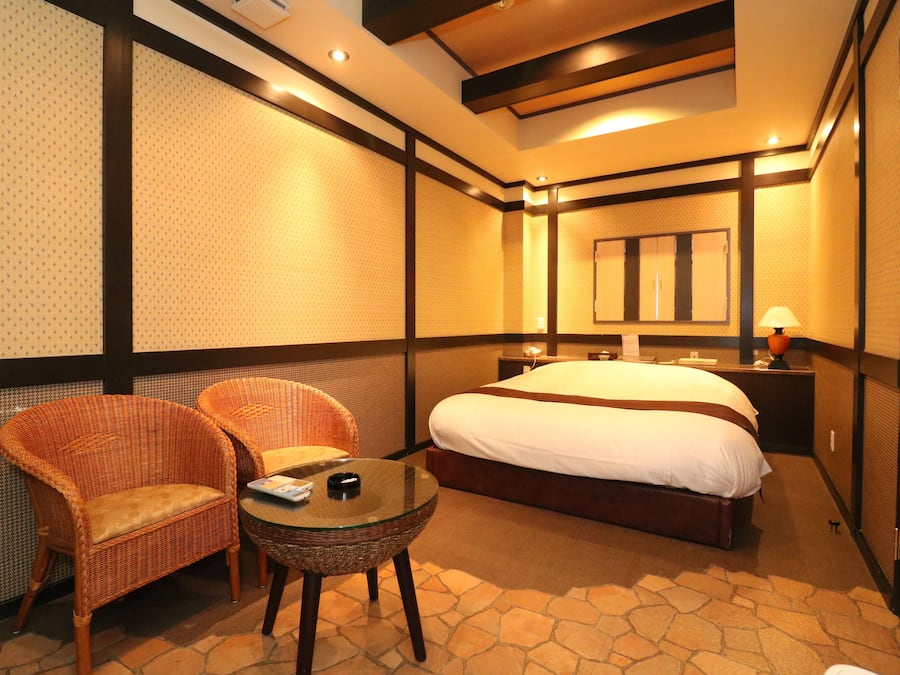 B Type (D) | Down comforters, individually decorated, desk, free WiFi