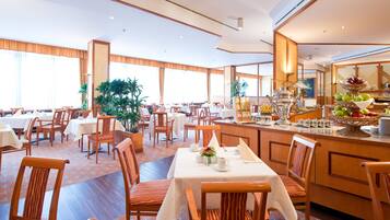 Food-Court