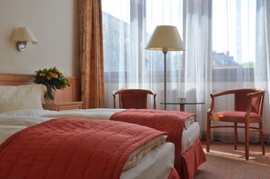 Twin room without aircondition and with street view - Hotel Steglitz International (Berlin)