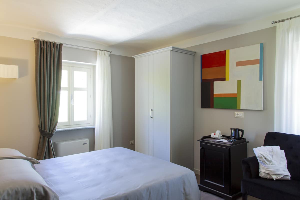Classic Double Room | In-room safe, individually decorated, individually furnished, free WiFi