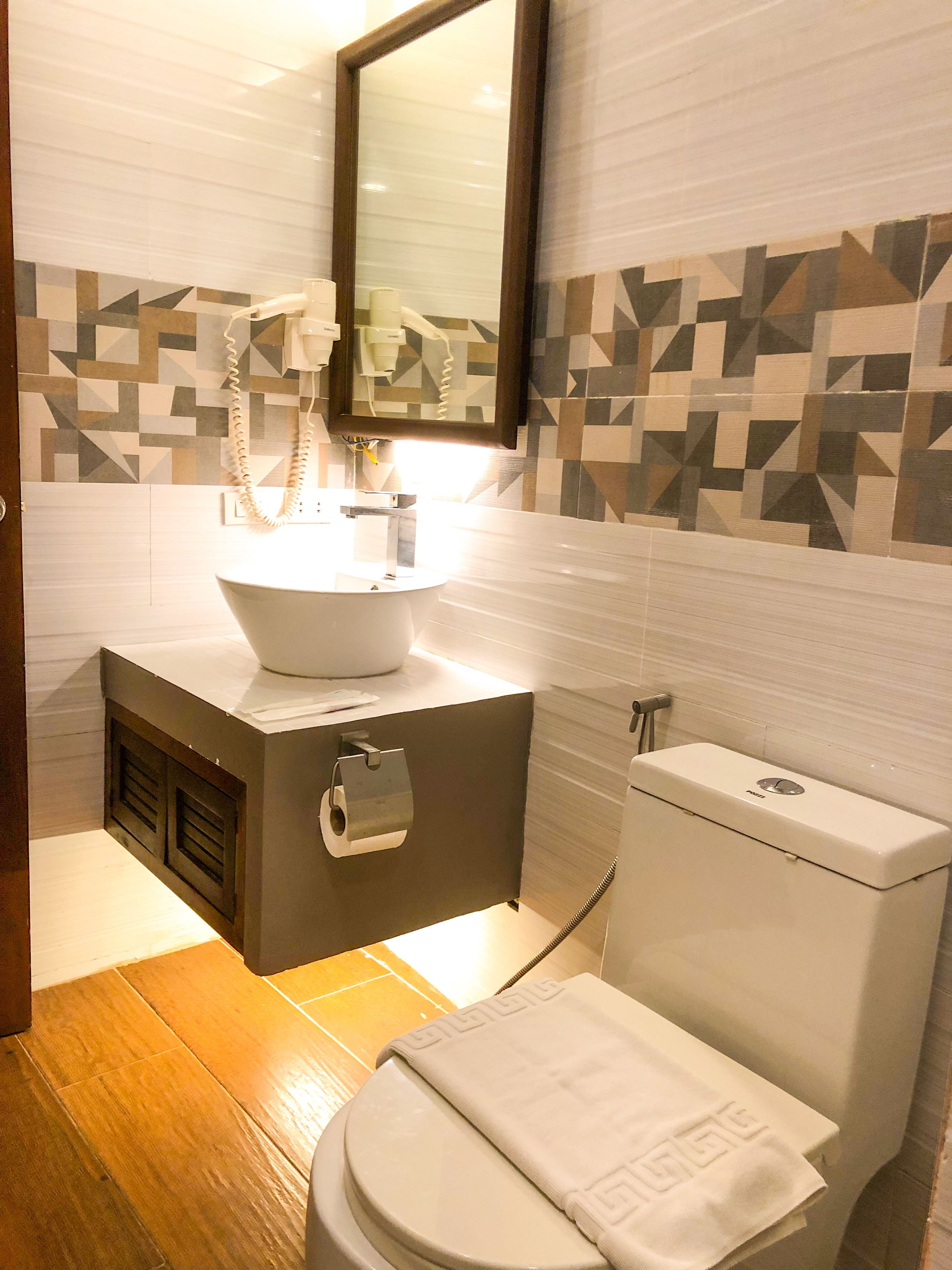 semi deluxe room | bathroom | shower, free toiletries, hair dryer, bidet