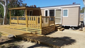 Mobil home Restonica PMR | Coffres-forts dans les chambres, Wi-Fi gratuit, draps fournis
