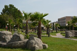 Garden - Menada Atrium Apartments (Elenite)