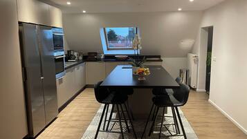 Four, cafetiÚre/bouilloire, bouilloire électrique