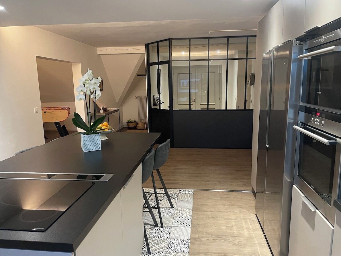 Oven, coffee/tea maker, electric kettle