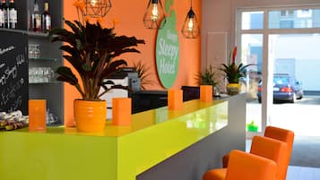 Bar (in der Unterkunft)