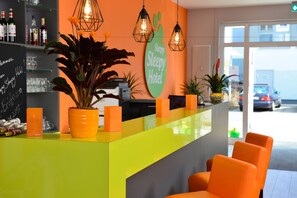 Bar (in der Unterkunft)