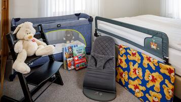 1 bedroom, premium bedding, down comforters, minibar