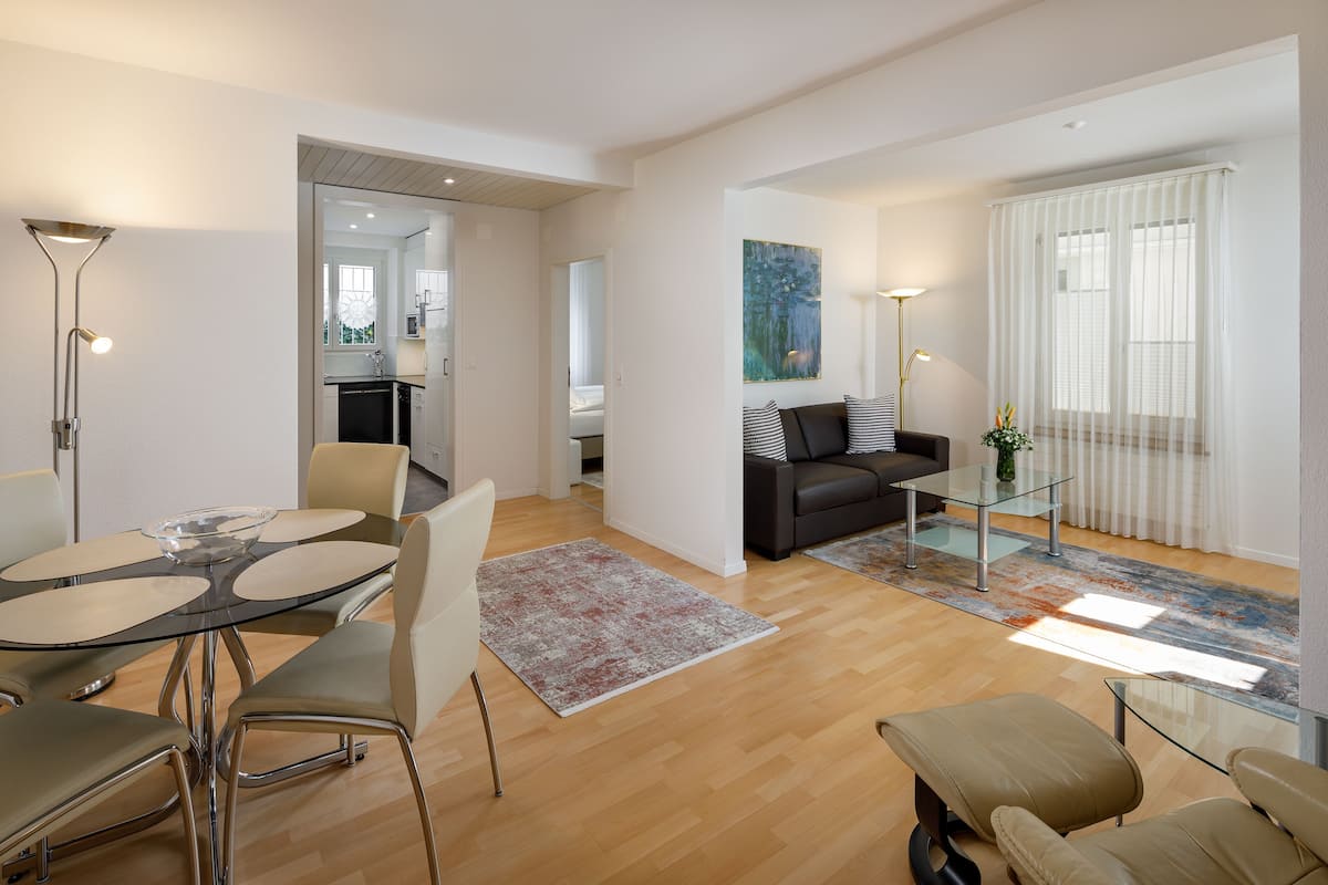 Suite, 1 Bedroom | Living area | 45-inch flat-screen TV with cable channels, TV, offices