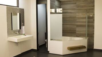 Deluxe Room, 1 Double Bed, Hot Tub | Individually decorated, desk, free WiFi, bed sheets