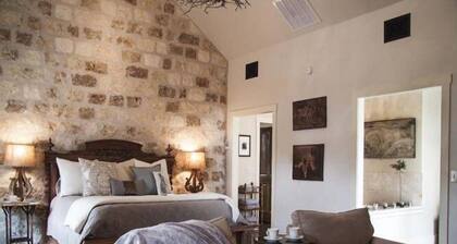 Double Deer Ranch - Twig