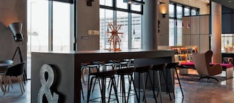 Moxy Vienna Airport