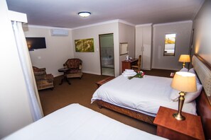 Premium bedding, in-room safe, individually decorated