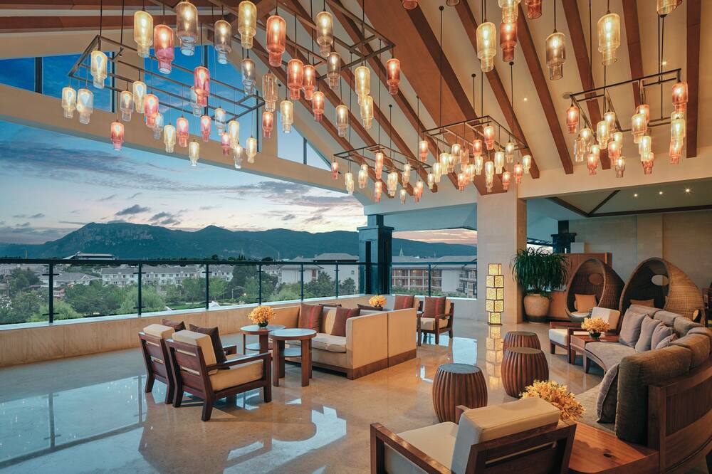 HUALUXE Kunming by IHG