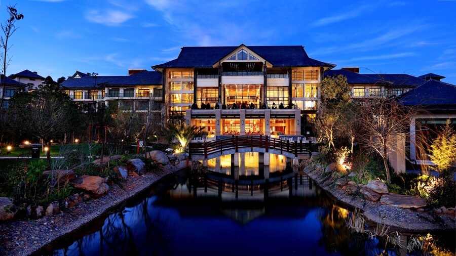 HUALUXE Kunming by IHG