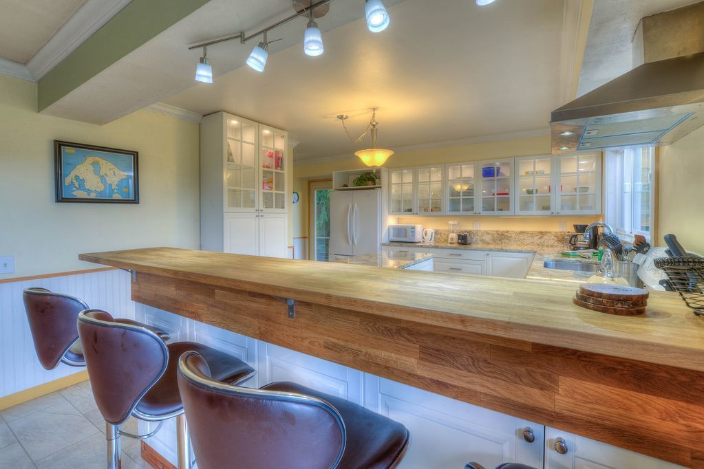 Casa, 5 habitaciones | Cocina privada | Refrigerador, microondas, horno y parrilla de estufa 