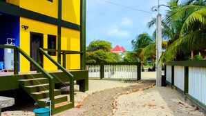 Unclassified image, 2 of 80, button - Imperius Rex Villa (Placencia)