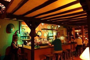 Aperto a colazione, a pranzo e a cena