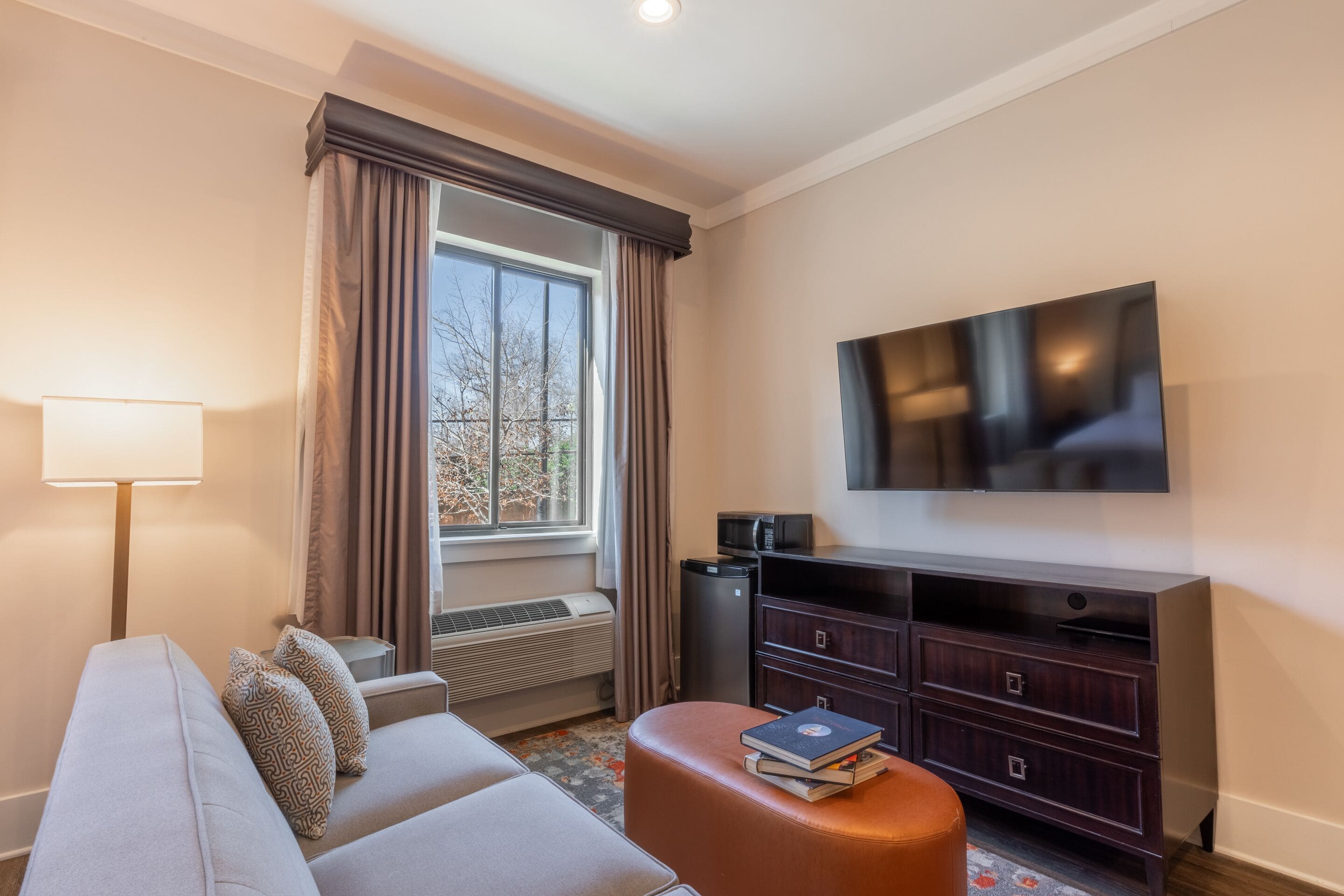 custom king full | in-room safe, desk, blackout curtains, iron/ironing board