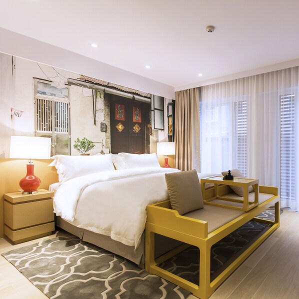 ห้องสแตนดาร์ดดับเบิล | มินิบาร์, ตู้นิรภัยในห้องพัก, โต๊ะทำงาน, ห้องเก็บเสียง