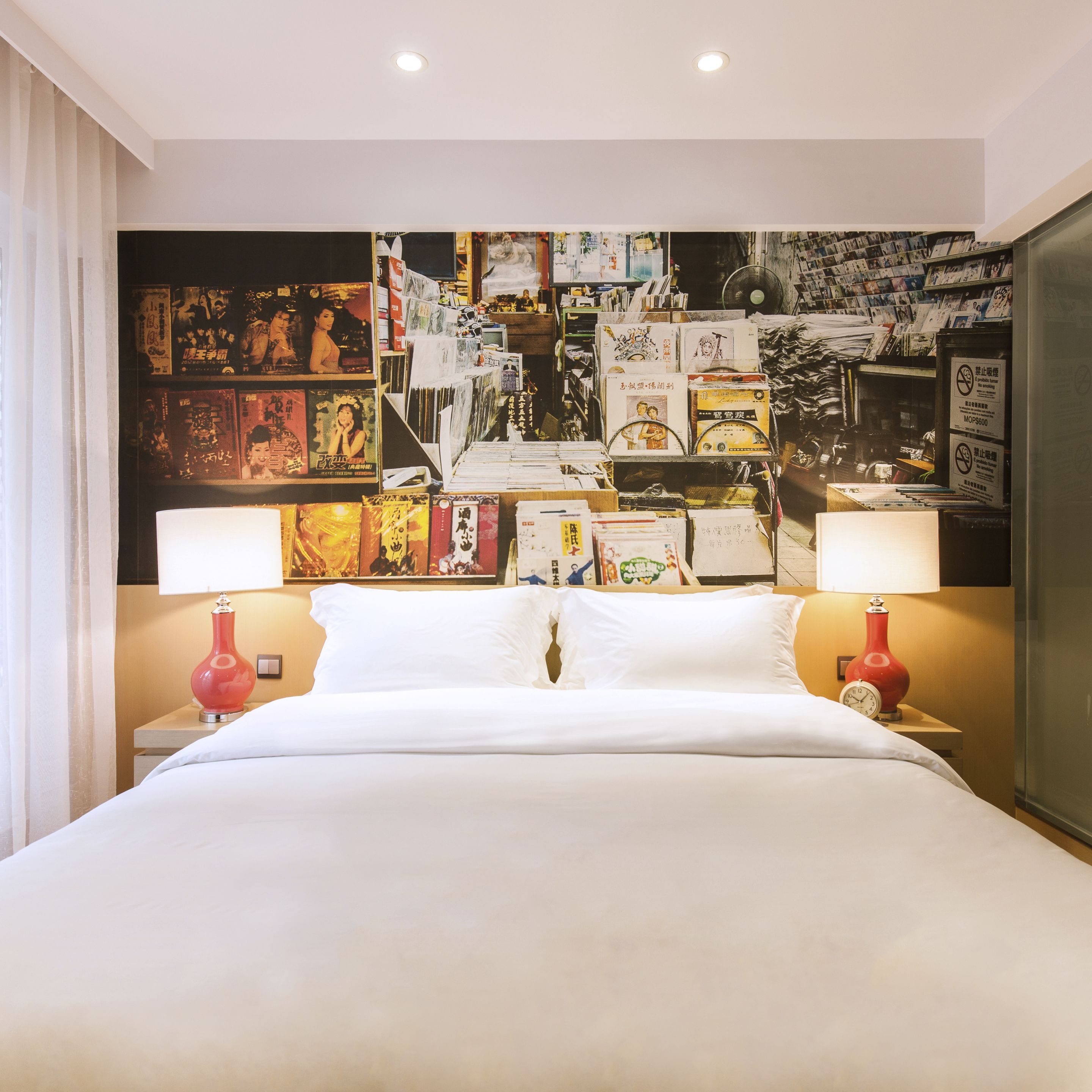 standard double room | minibar, in-room safe, desk, soundproofing