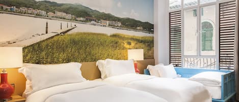 Phòng Tiêu chuẩn (Triple Single) | Minibar, két bảo mật tại phòng, bàn, phòng cách âm