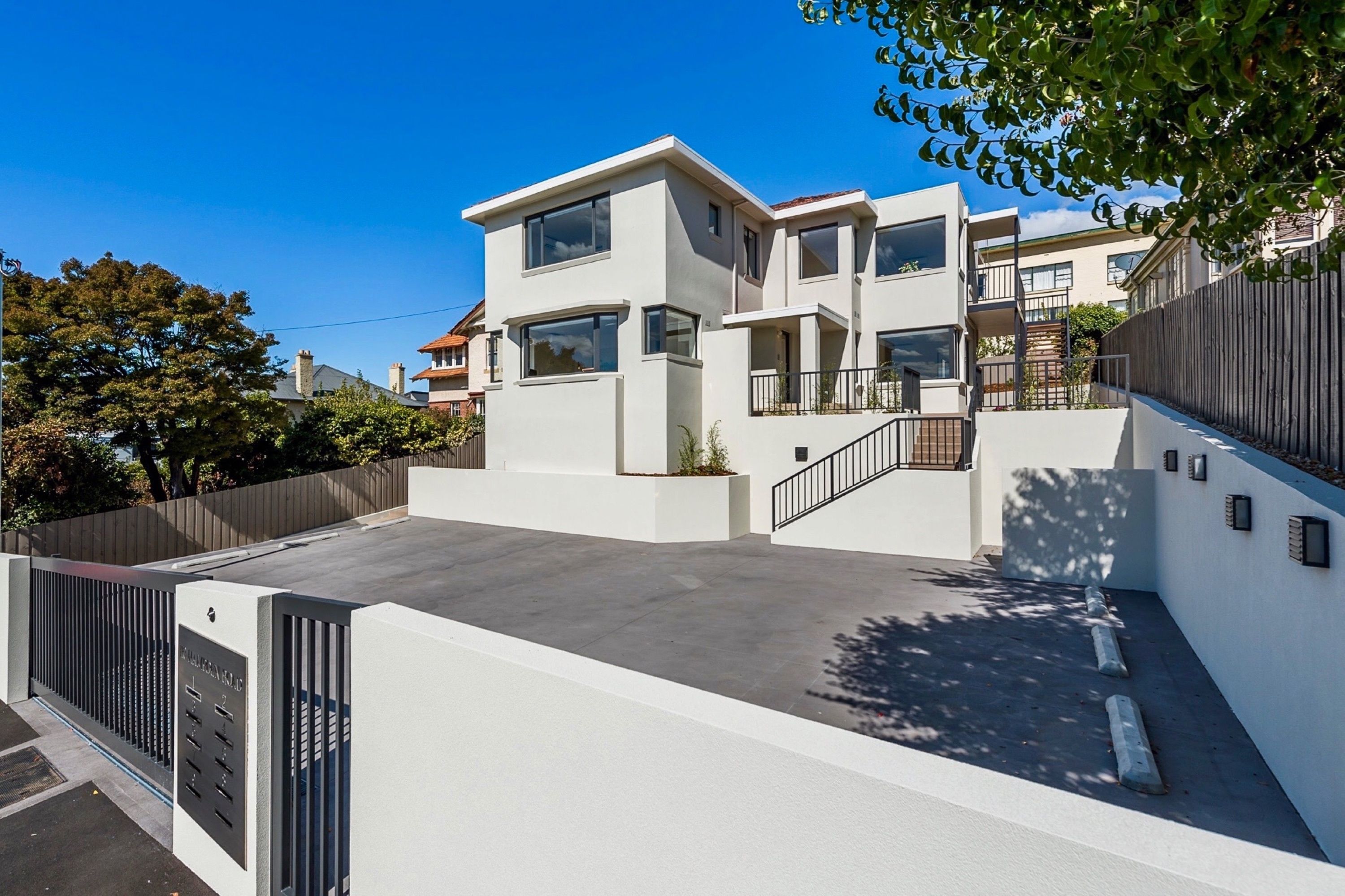 110 Hampden Apartments — image 24